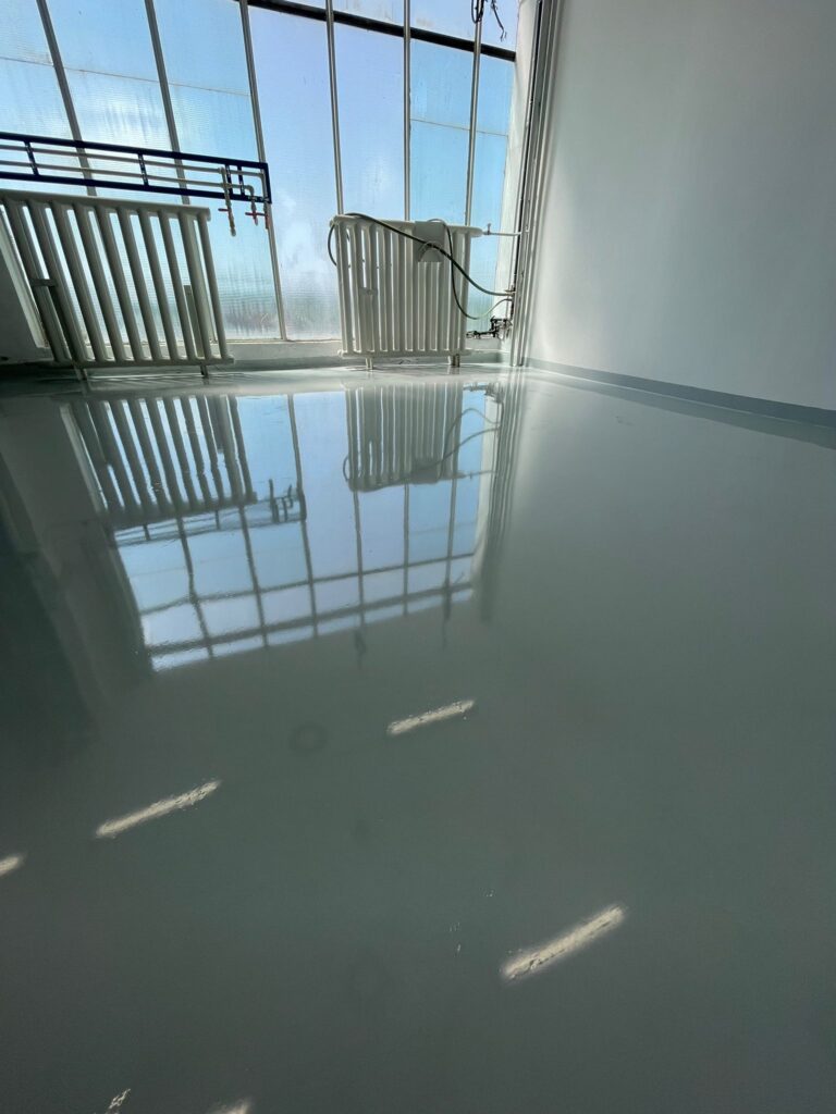 antistatický podlahový systém