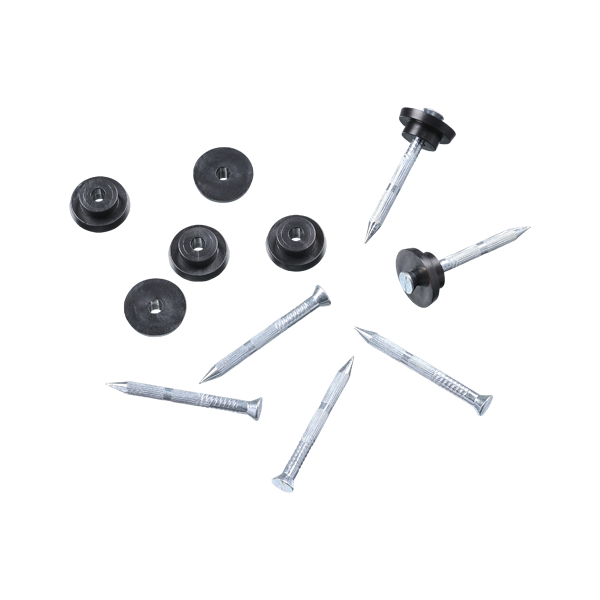 Kovový hřebík s těsnicí zátkou pro nopové fólie